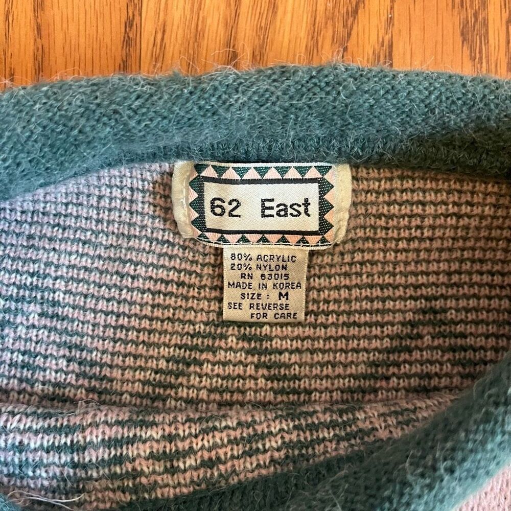 Vintage 62 East Geometric Pattern Rolled Neck Sweater Size Medium - Picture 3 of 7